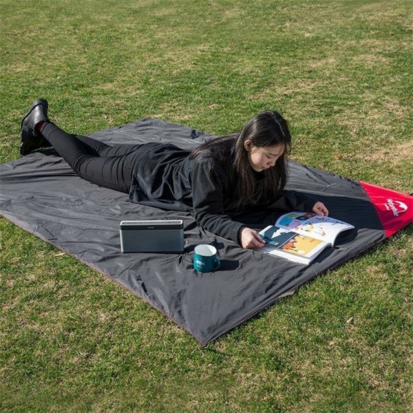 Фото - Туристичний килимок Naturehike Moisture Picnic Mat NH17D050-B (6927595724651)